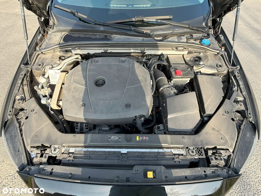 Volvo S60 T5 Momentum Pro - 11