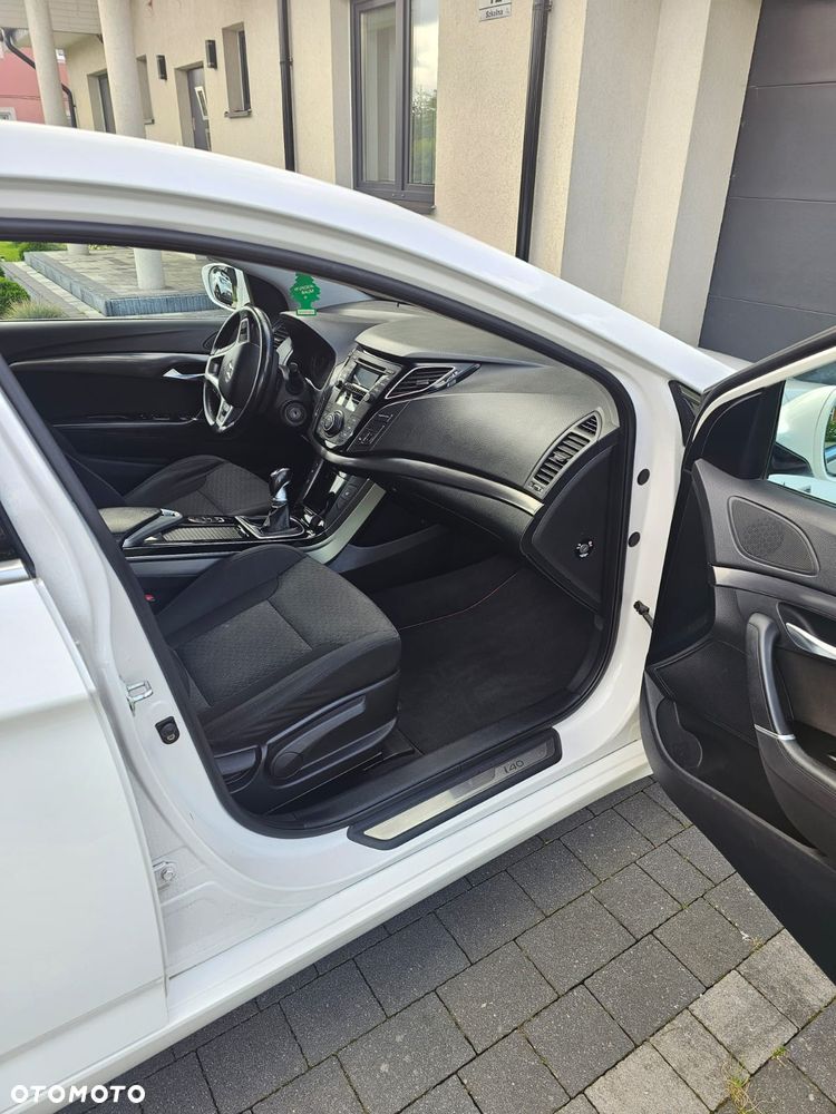 Hyundai i40 - 11