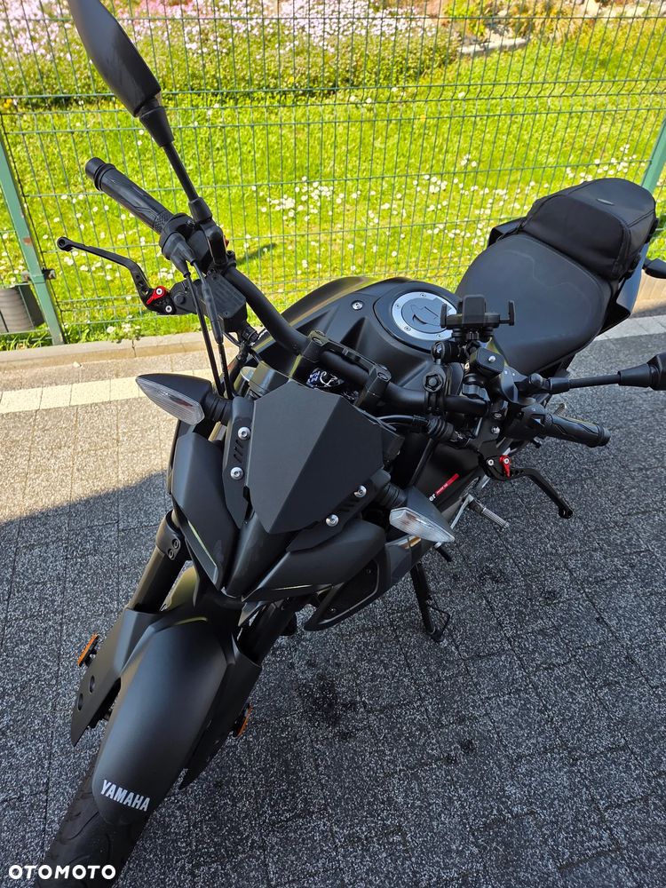 Yamaha MT - 15