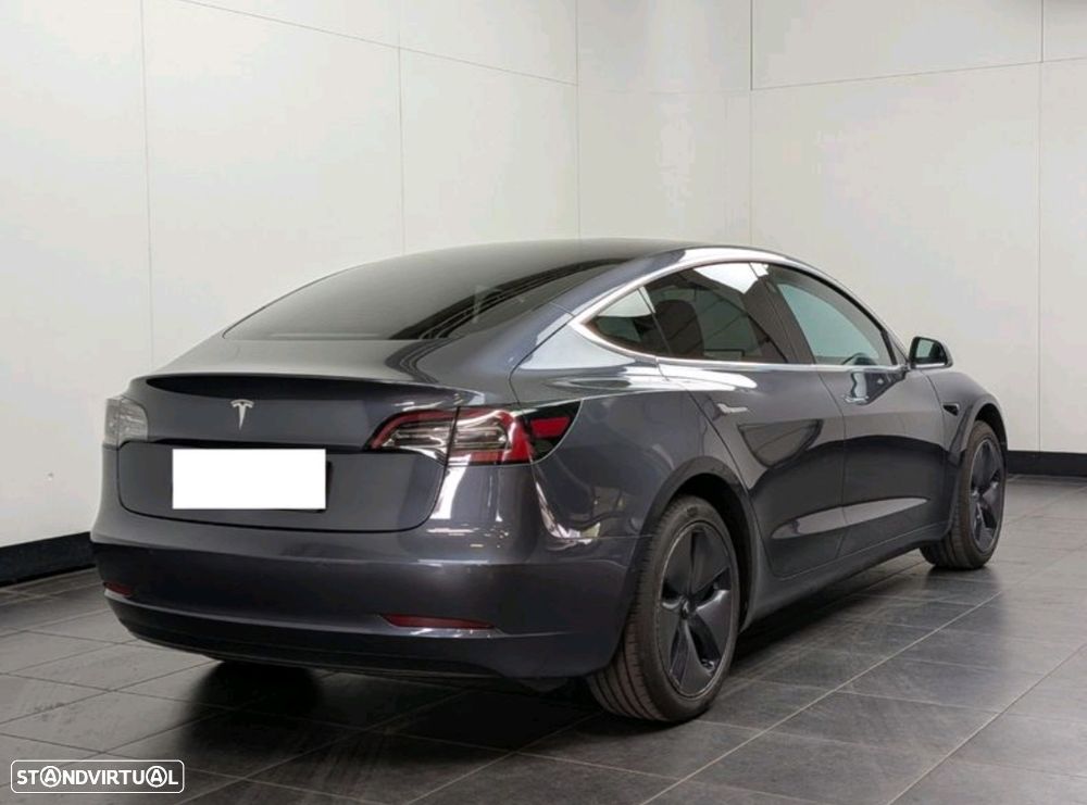 Tesla Model 3 2020 photo 4