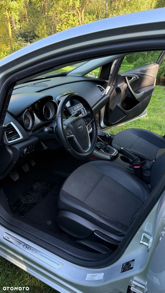 Opel Astra IV 1.4 T Cosmo S&S - 5