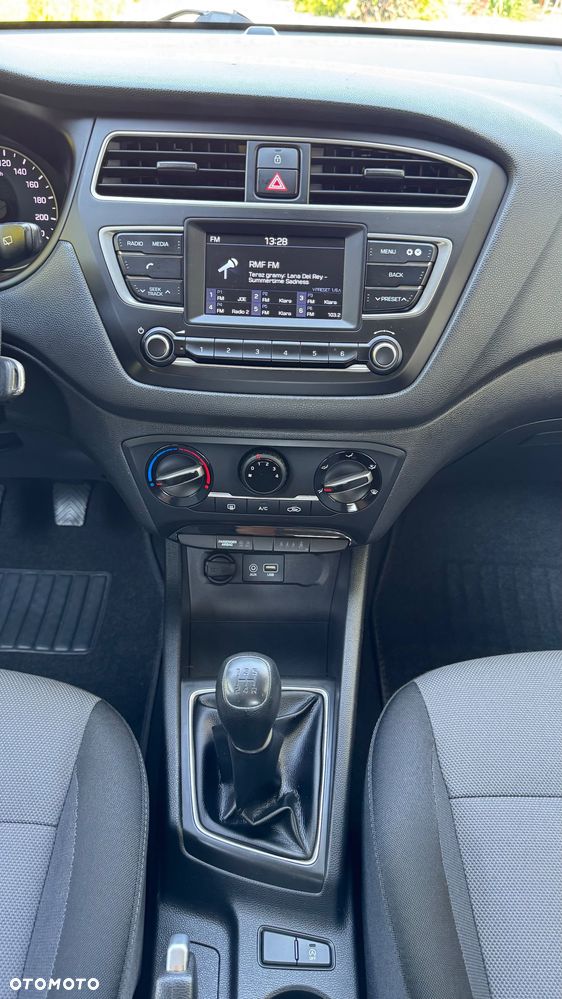 Hyundai i20 1.2 Classic Plus - 34