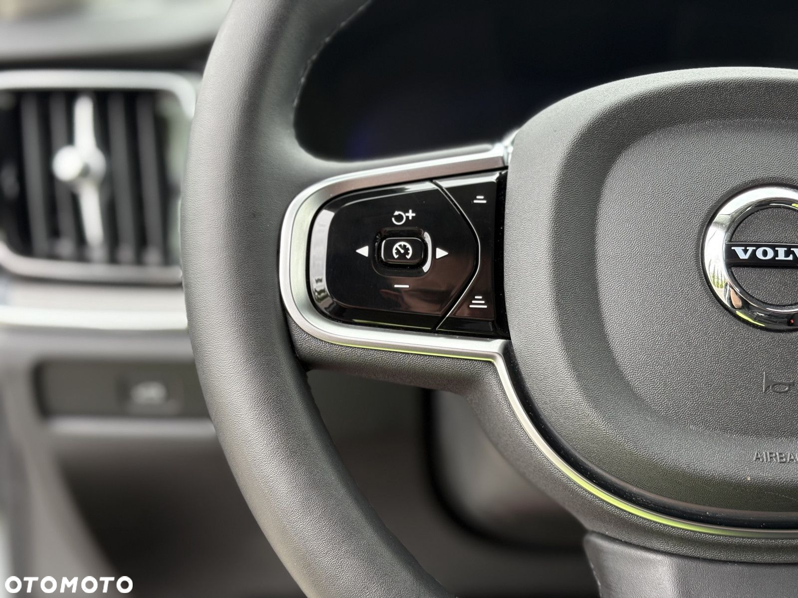Volvo V60 Cross Country - 7