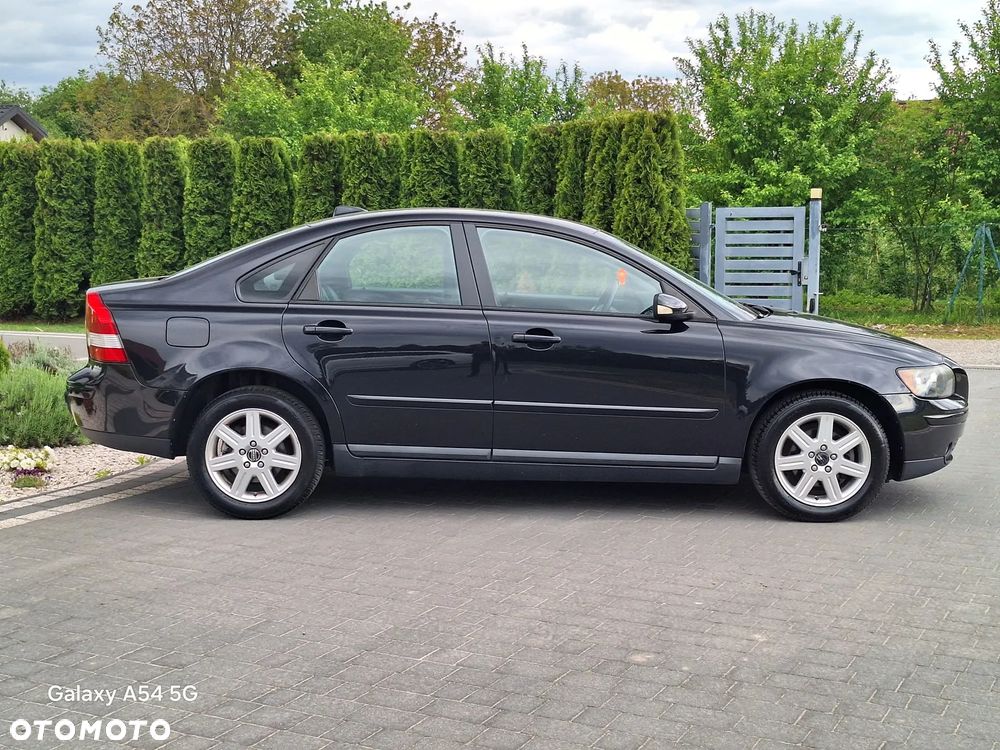 Volvo S40 1.8 Momentum - 4