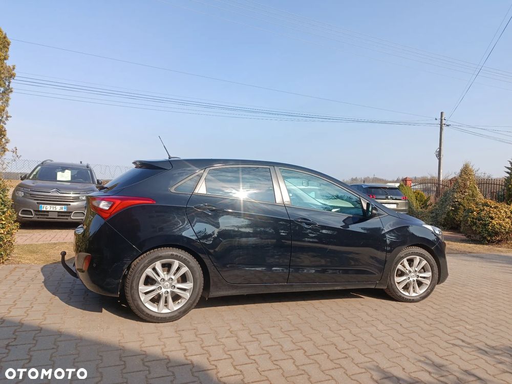 Hyundai i30 1.6 CRDi Premium - 27