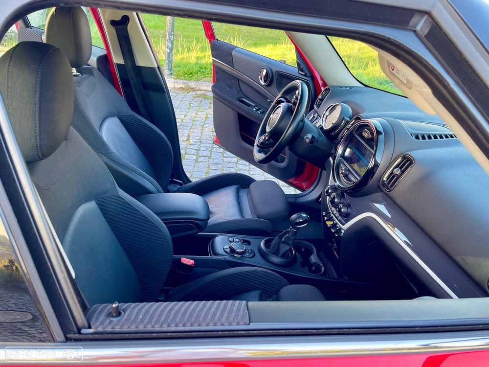 MINI Countryman Cooper SE ALL4 Auto - 21