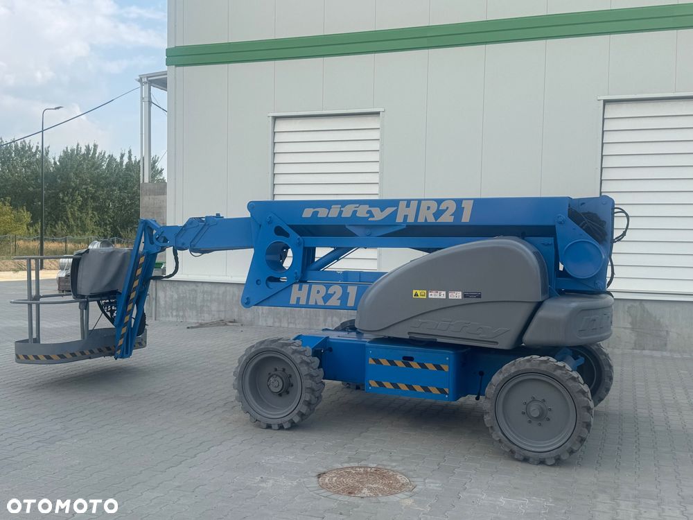 Nifty HR21 Hybryda 21 metrów Podnosnik zwyżka - 7