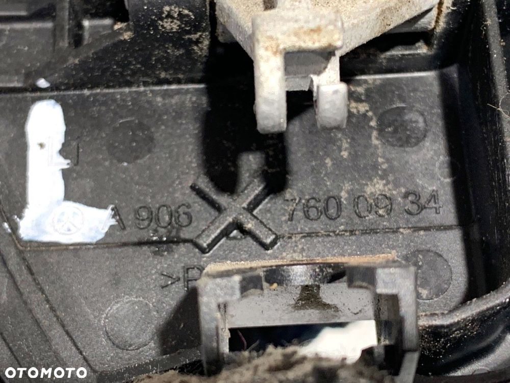 KLAMKA ZEWNĘTRZNA LEWY PRZÓD  VW CRAFTER 30-35 Autobus (2E_) 2006 - 2016 2.0 TDI 100 kW [136 KM] - 4