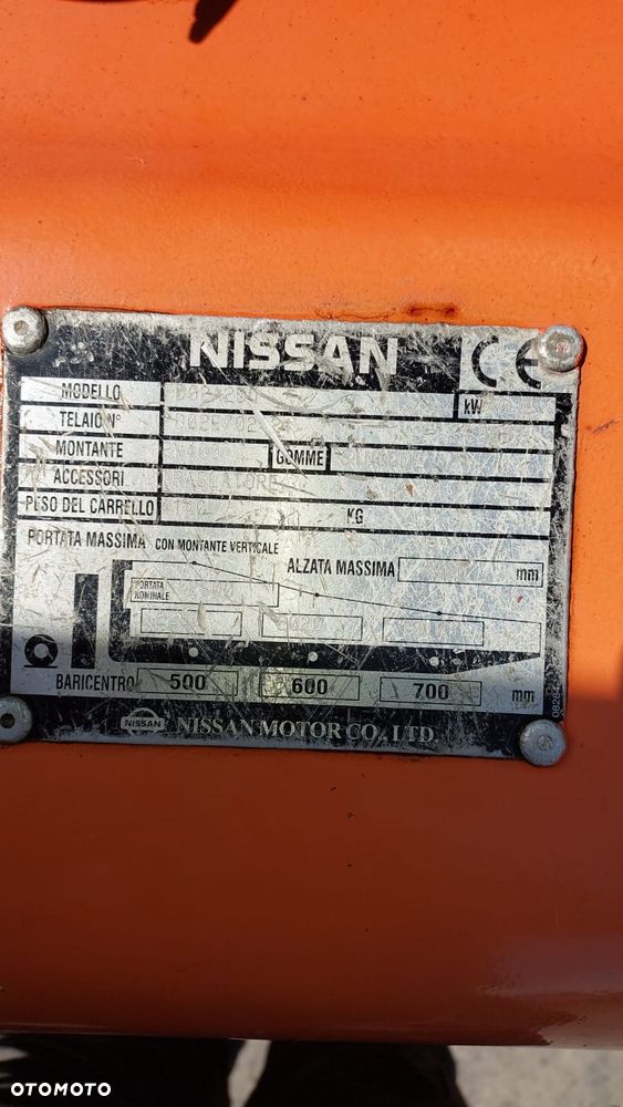 Nissan - 3