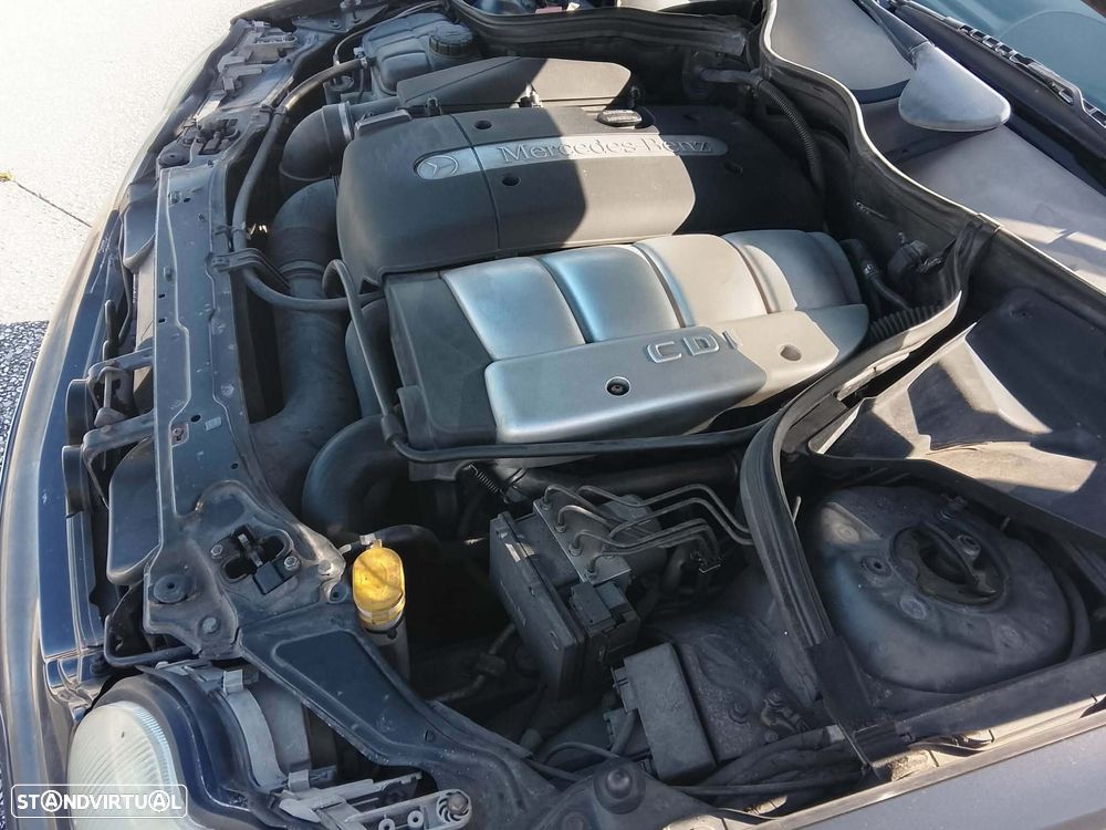 Mercedes-Benz C 200 - 10