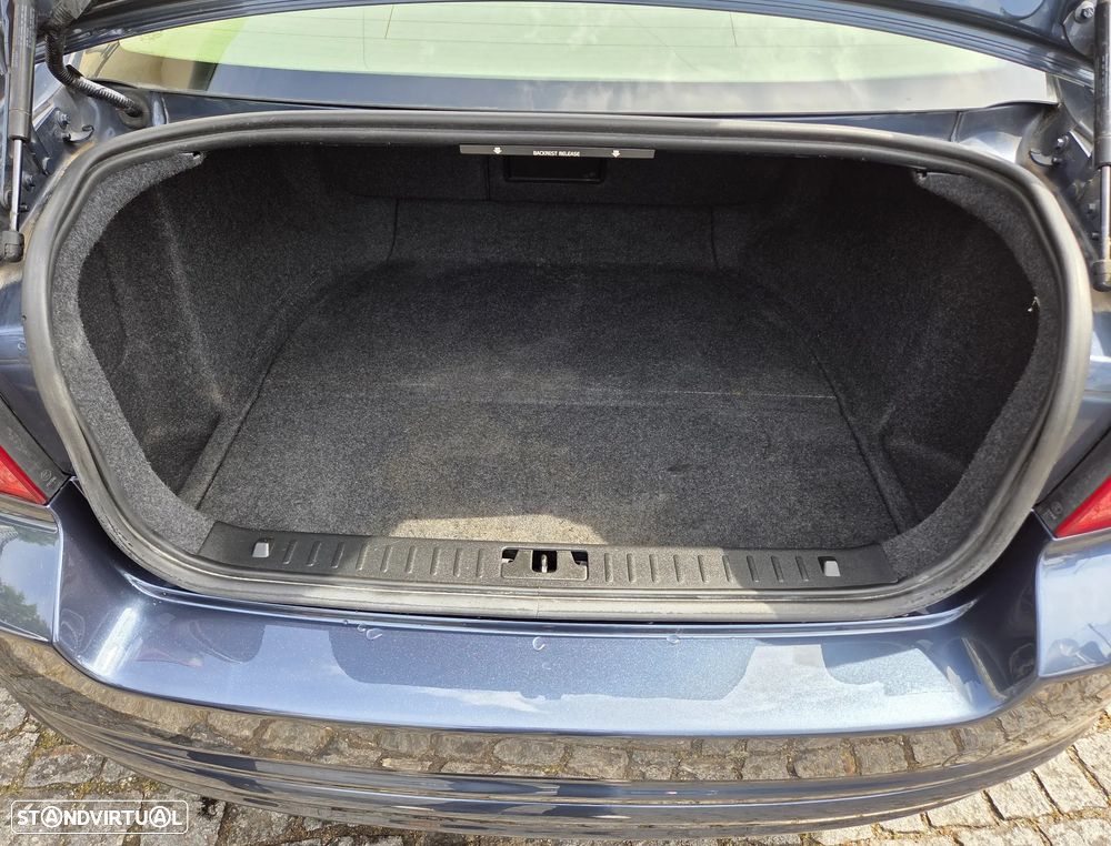 Volvo S80 2.4 D5 Nivel 2 - 22