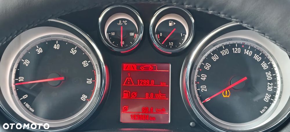 Opel Astra 1.4 Turbo Cosmo - 4