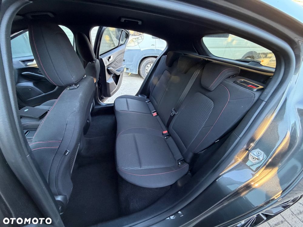 Ford Focus - 14