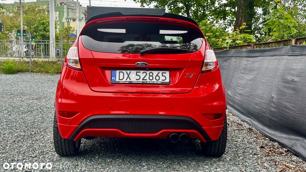 Ford Fiesta 1.6 EcoBoost mit Leder-Sport-Paket ST - 9
