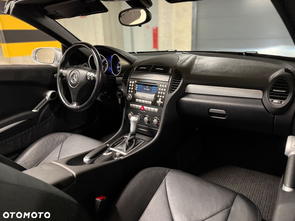 Mercedes-Benz SLK 350 7G-TRONIC Sport Edition - 21