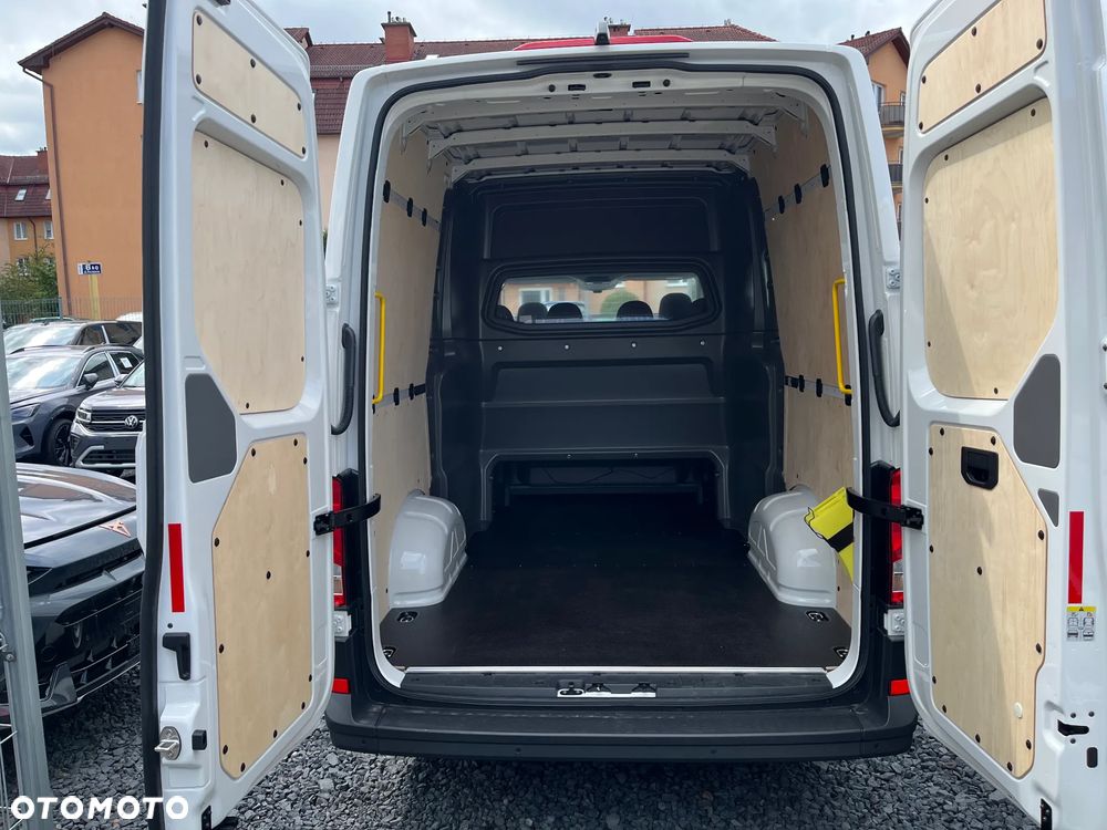 Volkswagen Crafter - 9