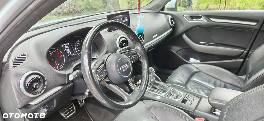 Audi A3 Limousine 40 TFSI Quattro S tronic - 9