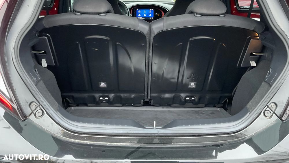 Toyota Aygo X 1.0l CVT Limited Edition - 23