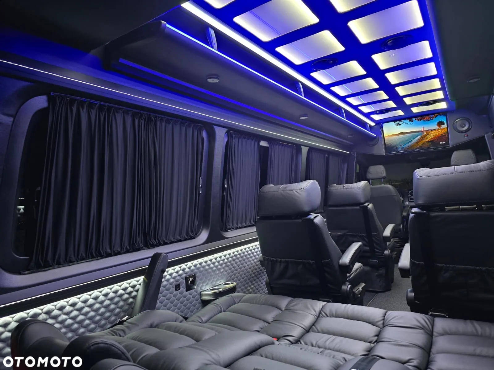 Mercedes-Benz Sprinter - 24