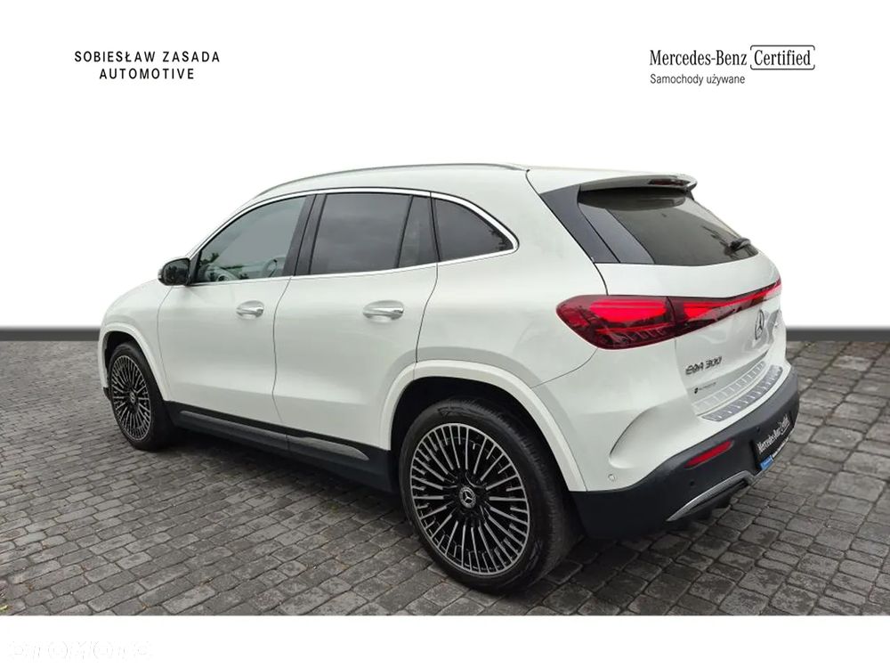 Mercedes-Benz EQA 300 4Matic - 3