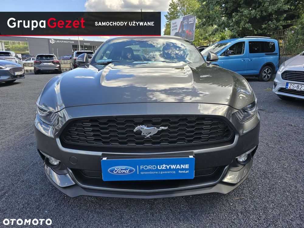 Ford Mustang - 2