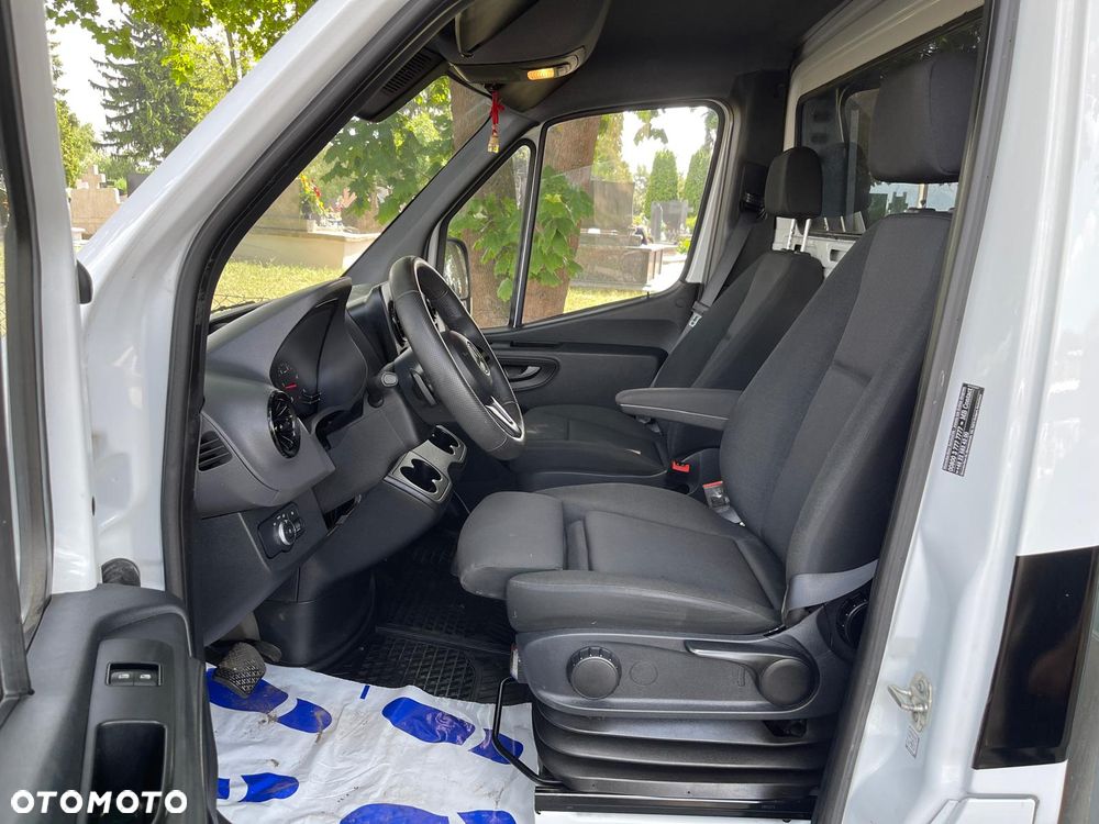 Mercedes-Benz Sprinter W907 2.2 CDI 163 Km Automat 7G-Tronic 2020 ROK Klima Led Hak Najazd 4.60 M Super stan Gotowy do Pracy Bardzo ładny - 18