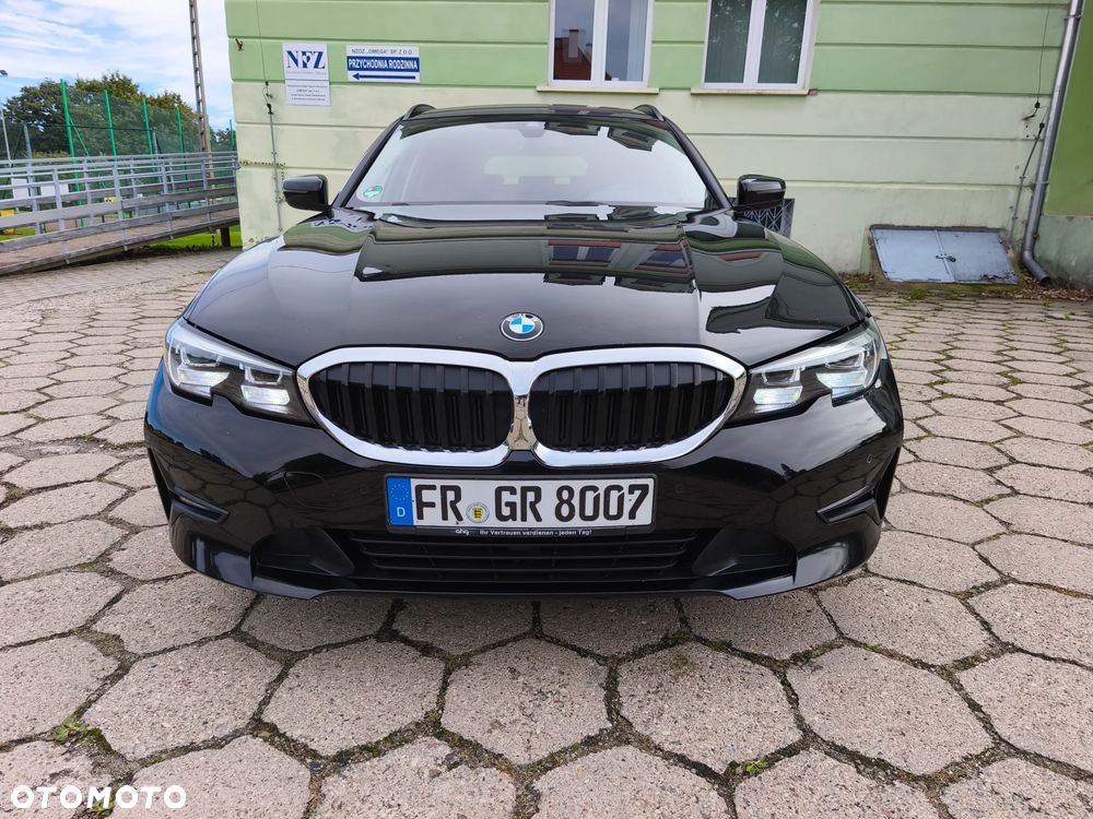 BMW Seria 3 318d Edition Luxury Line Purity - 2