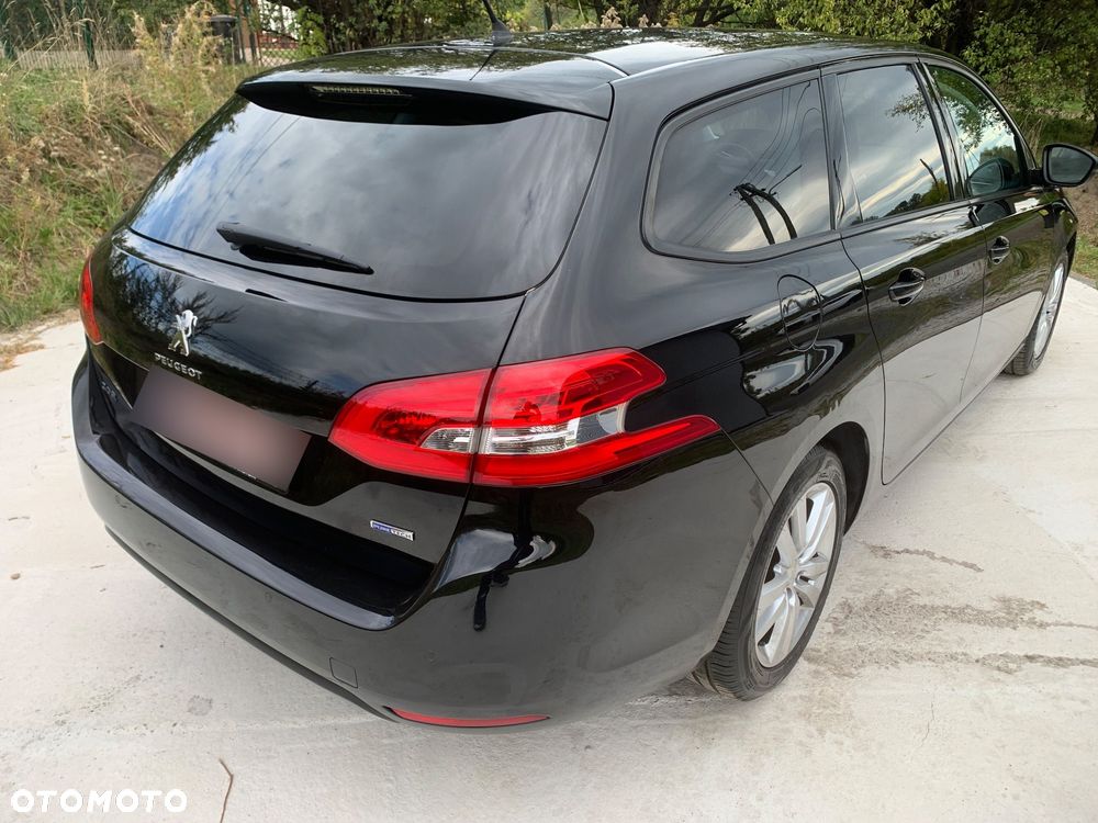 Peugeot 308 - 4