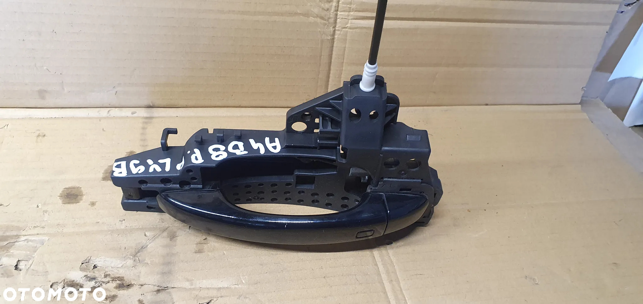 Klamka prawy przód przednia prawa Audi A4 B8 8T0837886A - 4