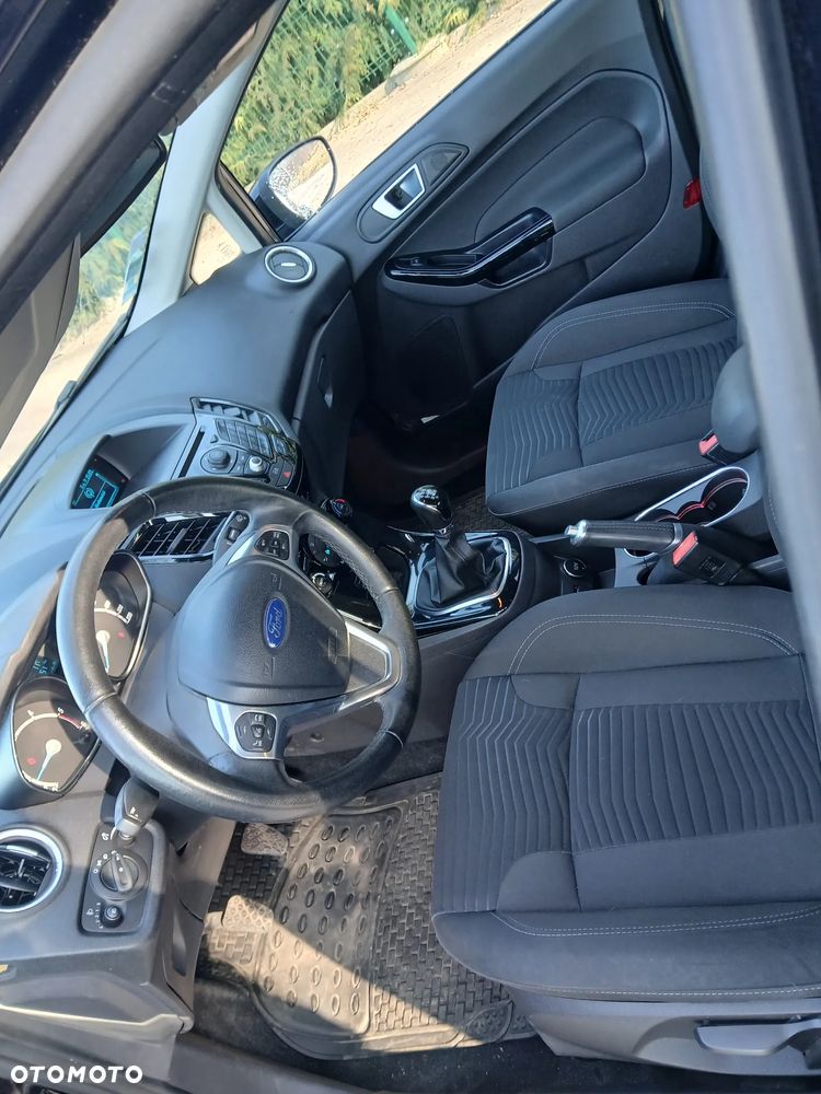 Ford Fiesta 1.6 TDCi SYNC Edition - 8