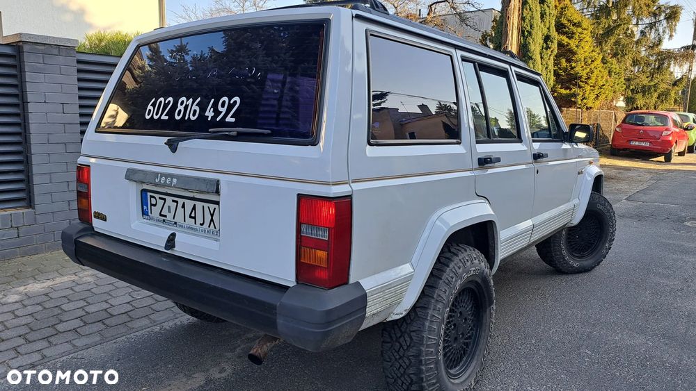 Jeep Cherokee 4.0 Limited - 8