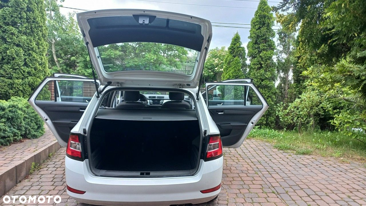 Skoda Fabia - 10