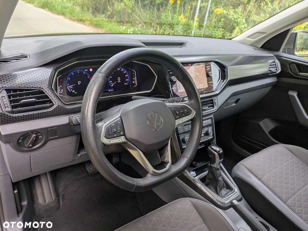 Volkswagen T-Cross - 13