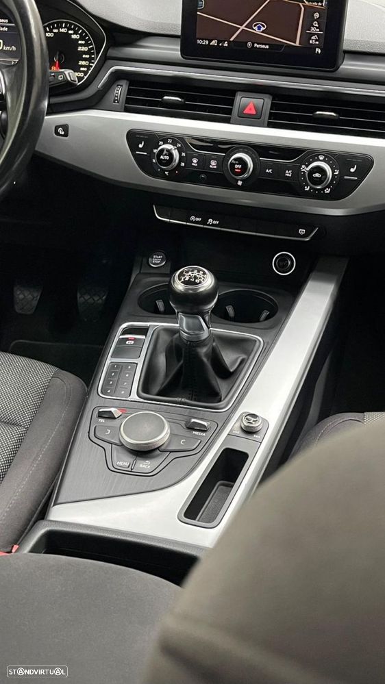 Audi A4 Avant 2.0 TDI Business Line - 9