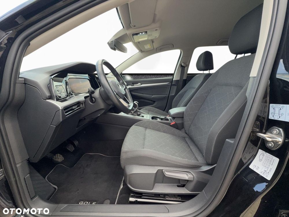 Volkswagen Golf - 23