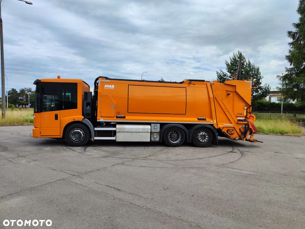 Mercedes-Benz Econic 2630 - 3
