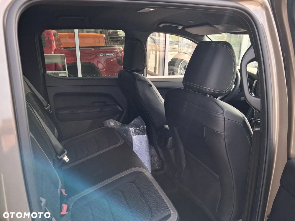 Volkswagen Amarok 3.0 V6 TDi 4MOTION Aventura - 18