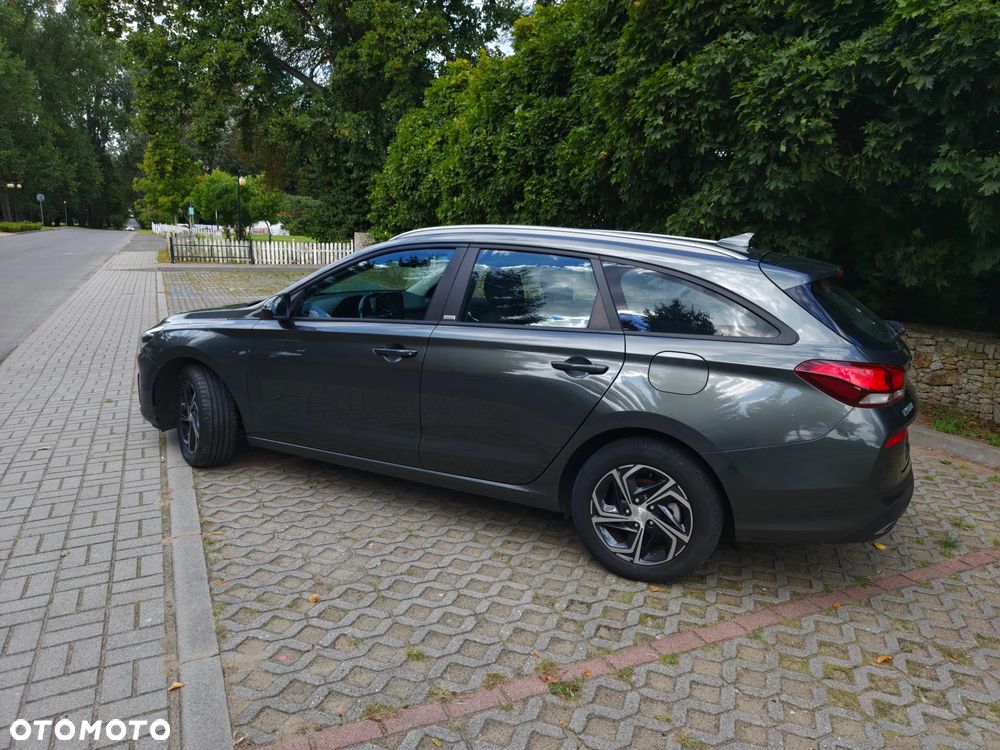 Hyundai i30 1.6 D Comfort DCT - 29