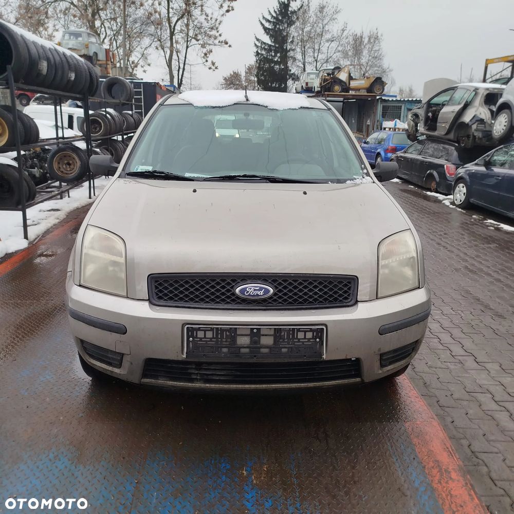 Ford Fusion  na części . - 1