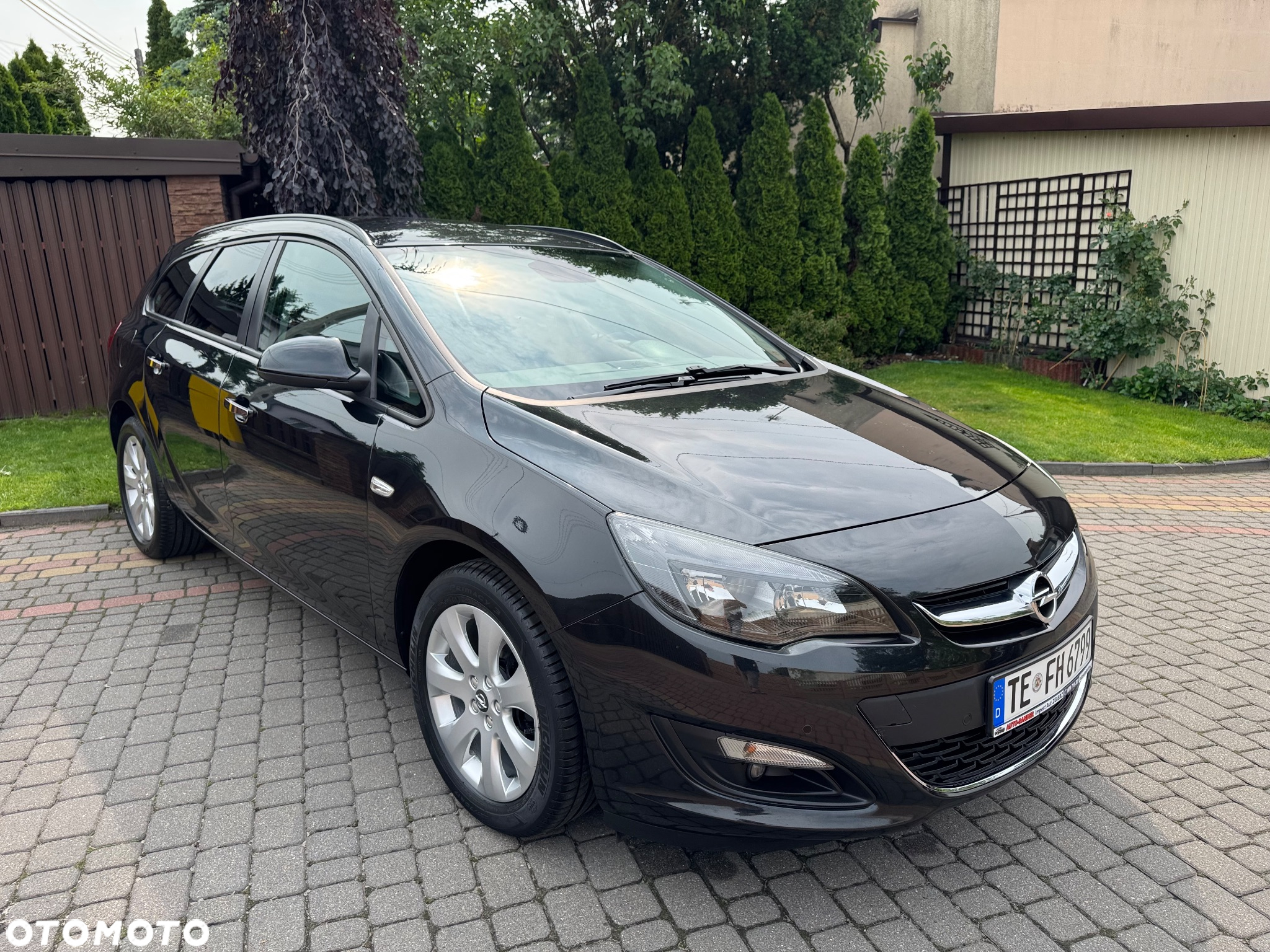Opel Astra 1.4 Turbo Color Edition - 9
