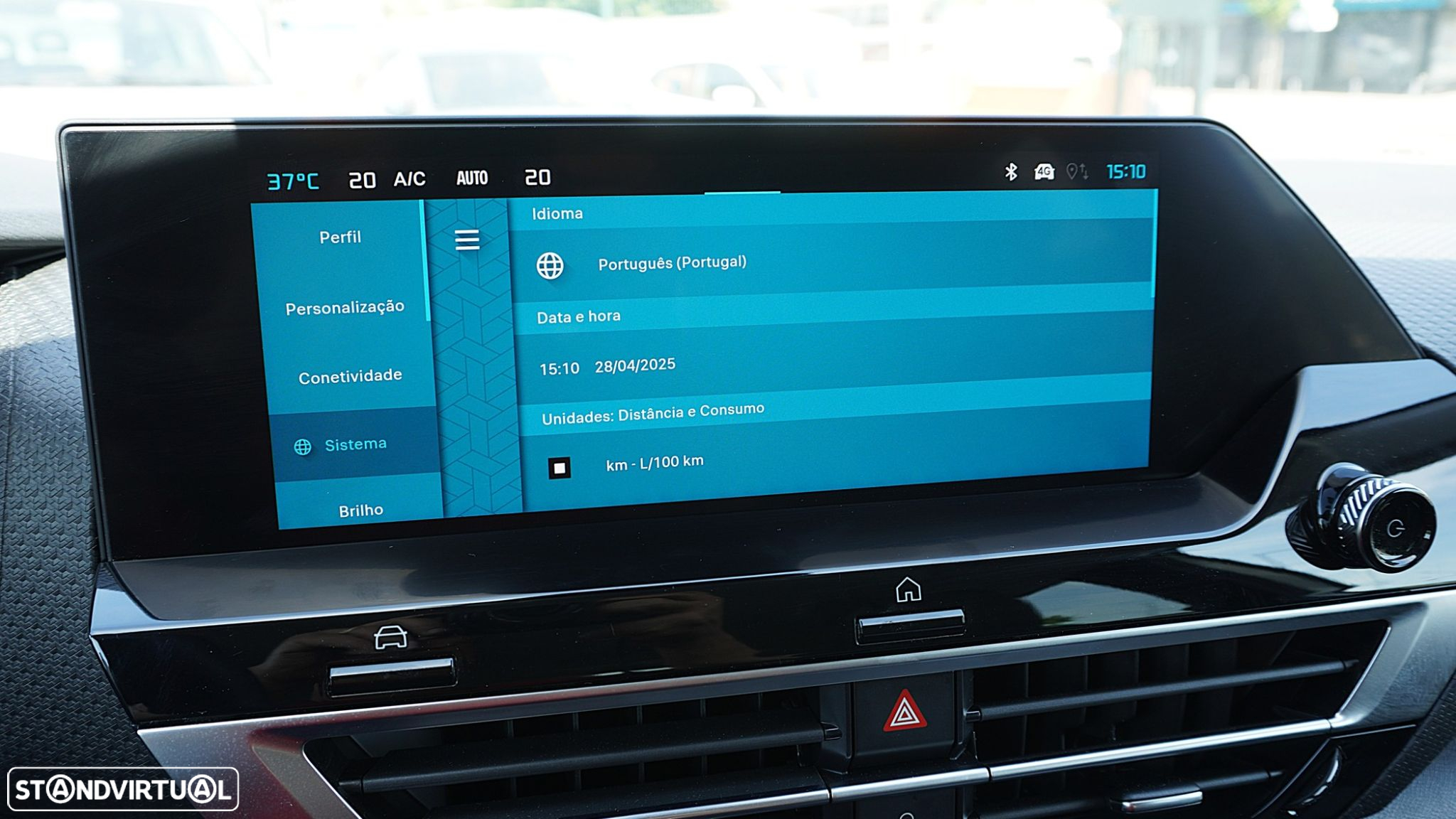 Citroën C4 1.2 PureTech Shine EAT8 - 37