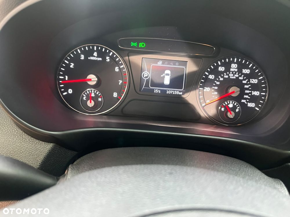 Kia Sorento - 12