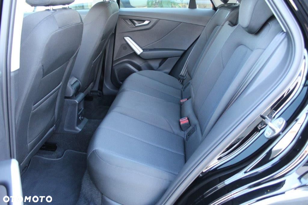 Audi Q2 35 TFSI S tronic - 12