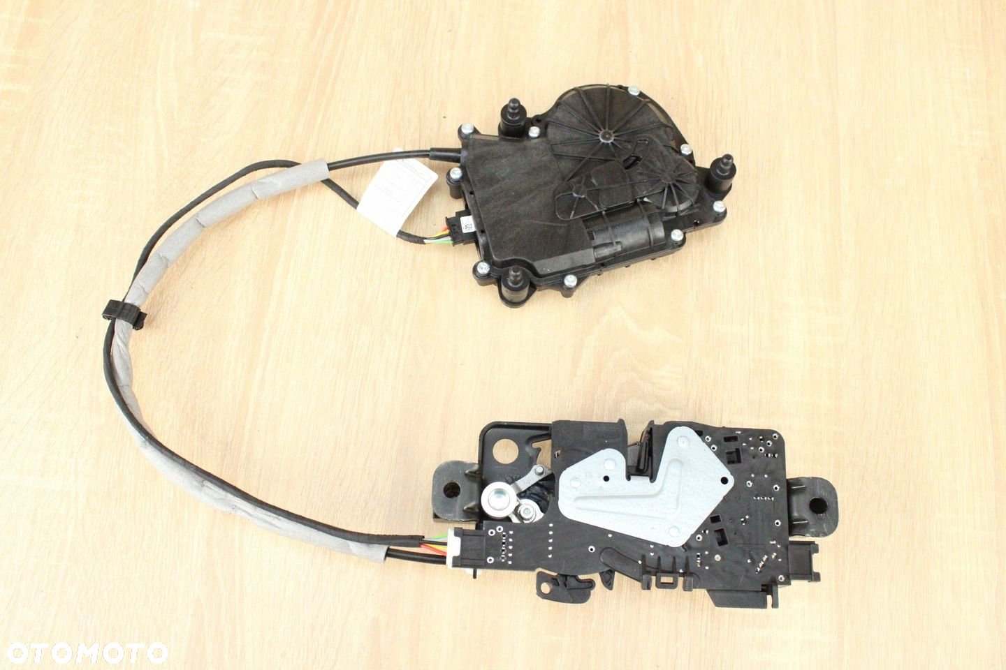 ORG ZAMEK MECHANIZM DOCIĄG KLAPY BAGAŻNIKA BMW G26 7430626 9463391 17km - 4