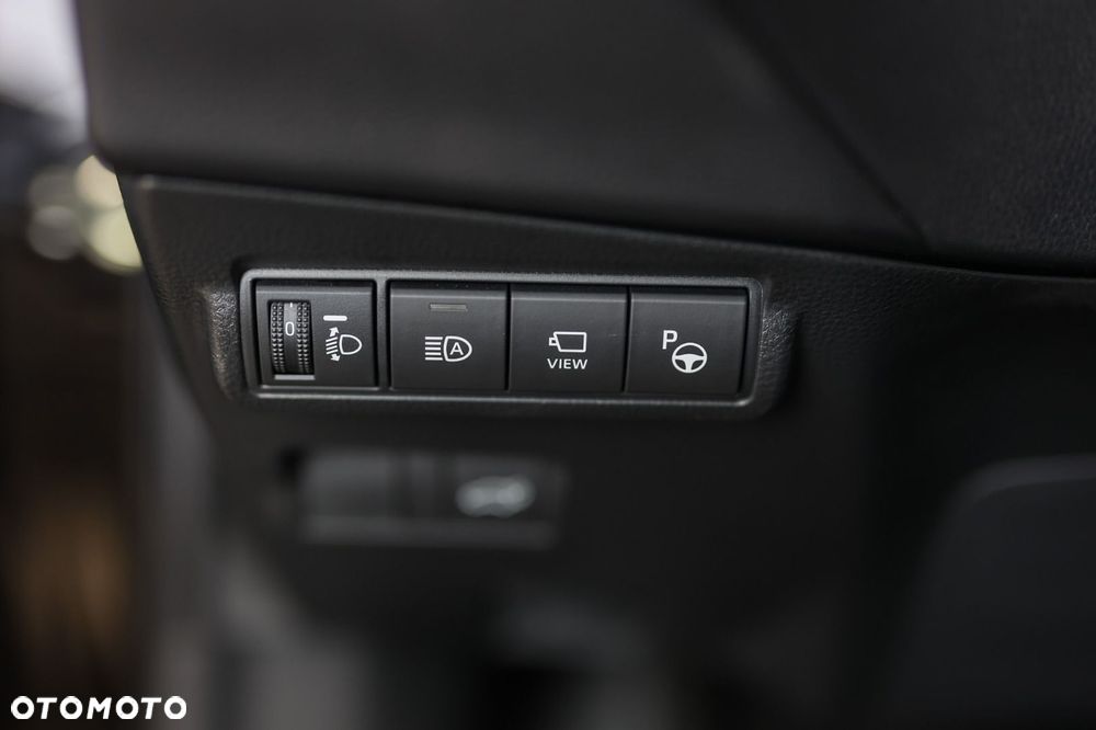 Toyota Corolla Cross - 21