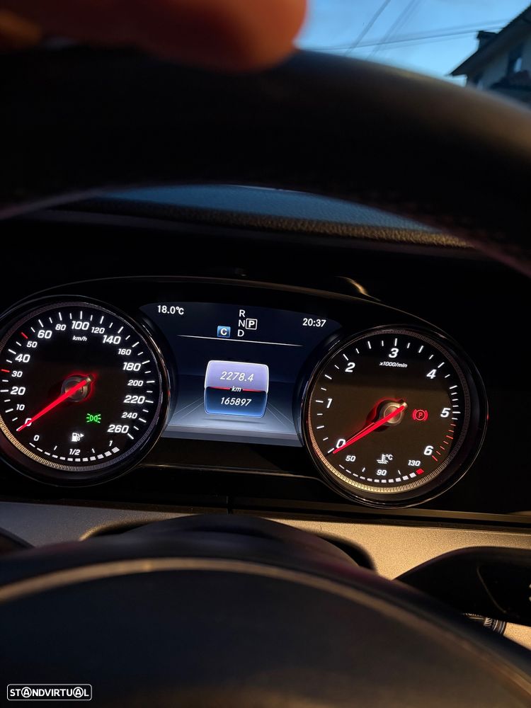 Mercedes-Benz E 220 d 9G-TRONIC Exclusive - 11