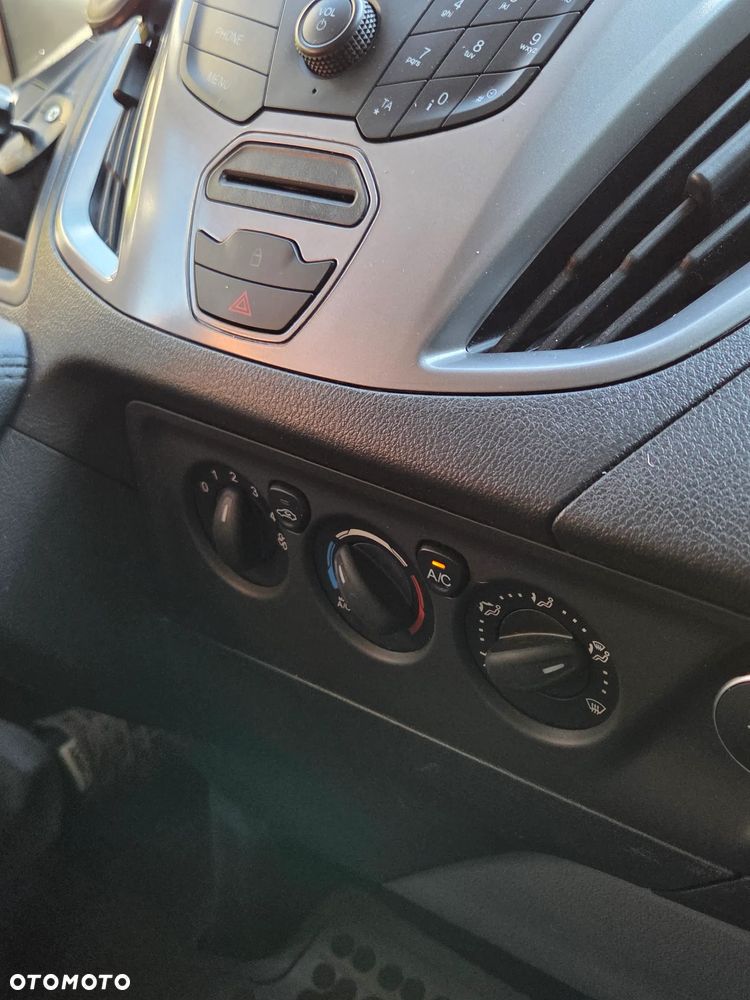 Ford Transit Custom - 19