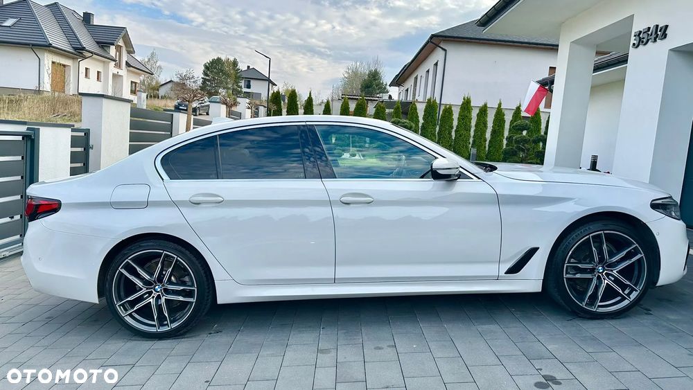 BMW Seria 5 520d xDrive M Sport sport - 4