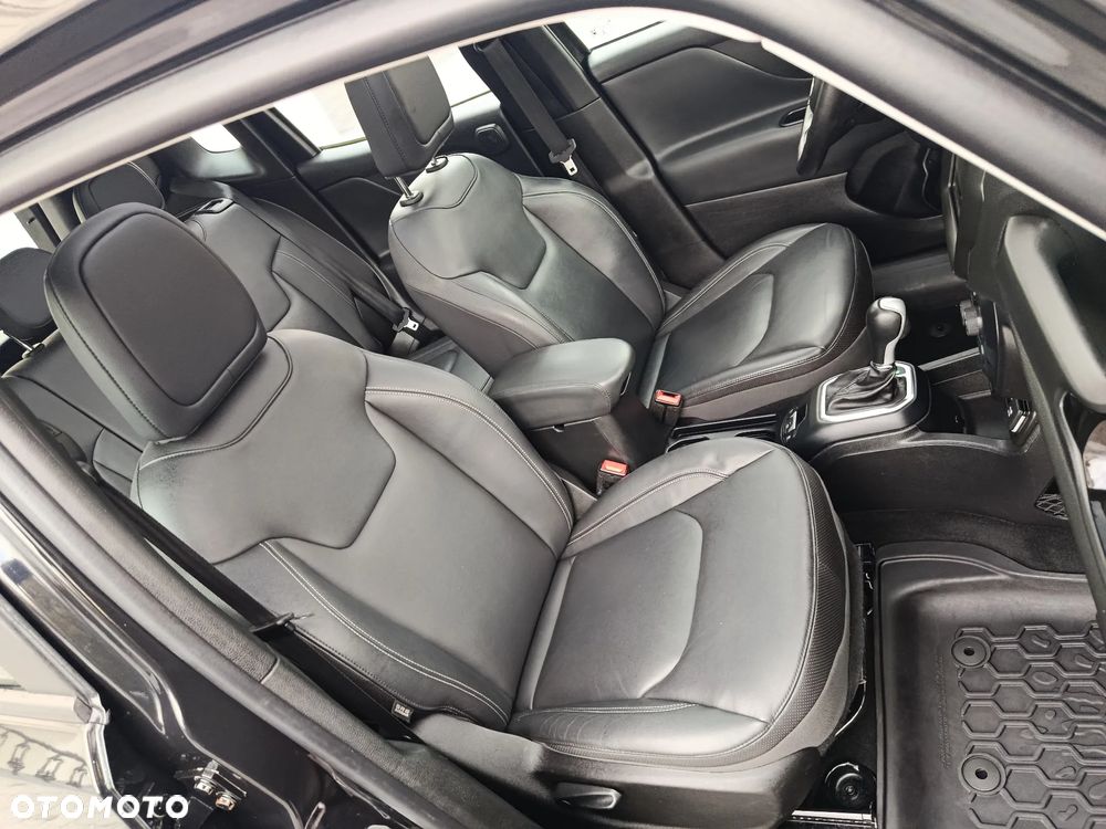 Jeep Renegade - 27