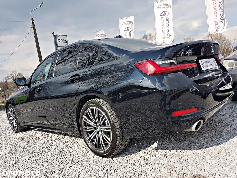 BMW Seria 3 330d xDrive mHEV - 7
